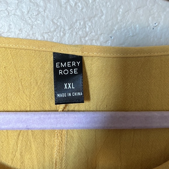 Emery Rose Boho embroidered  top sz 1XL - Picture 3 of 5